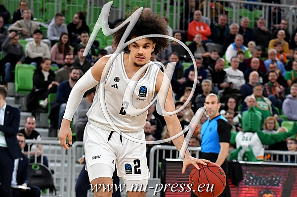 Nadir HIFI -Paris Basketball-