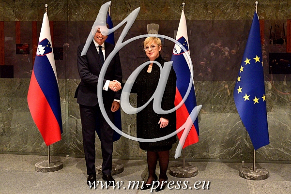 Borut PAHOR -bivsi predsednik-, Natasa PIRC MUSAR -predsednica Slovenije-