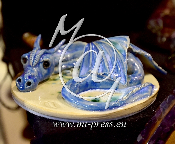 46. MINFOS, modri zmajcek keramika