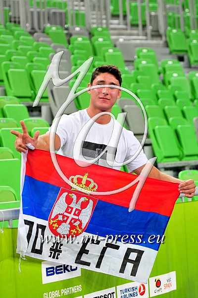 Navijac Srbije, bil je na vseh tekmah Srbije na Eurobasketu 2013
