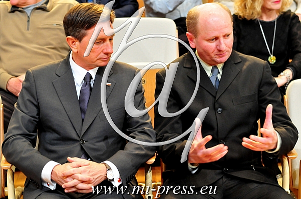 Borut PAHOR -predsednik Slovenije-, Joze ZIDAR -predsednik DSNS-