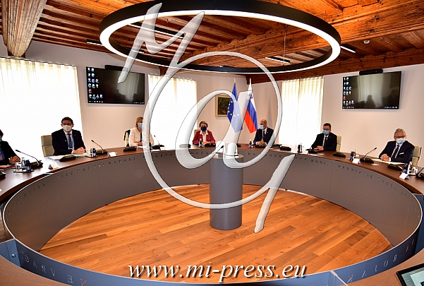 Janez JANSA -predsednik Vlade Slovenije-, Ursula von der LEYEN -Predsednica Evropske komisije-
