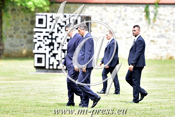 Borut PAHOR -predsednik Slovenije, Zoran MILANOVIC -predsednik Hrvaske