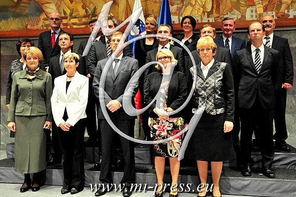 12. Vlada Republike Slovenije